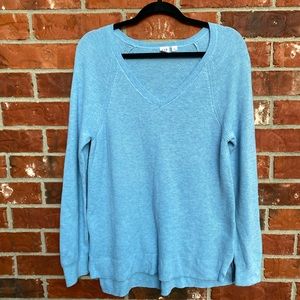 Gap Womens XL Sky Blue Waffle Knit Vneck Sweater Split Hem